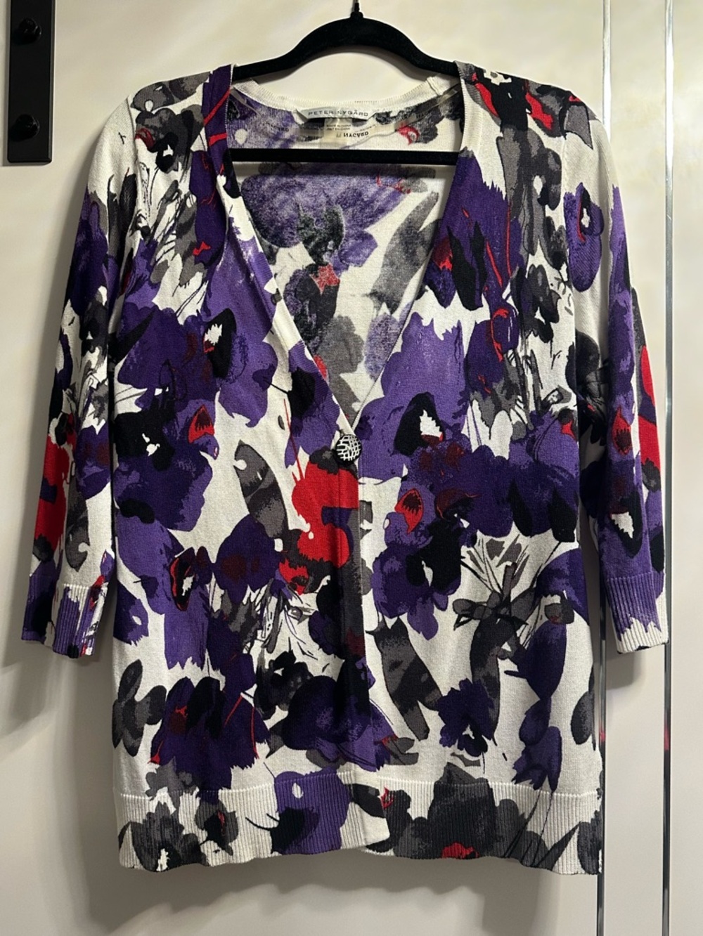 Peter Nygard Medium Floral V-Neck Cardigan Sweater - Purple/White One Button